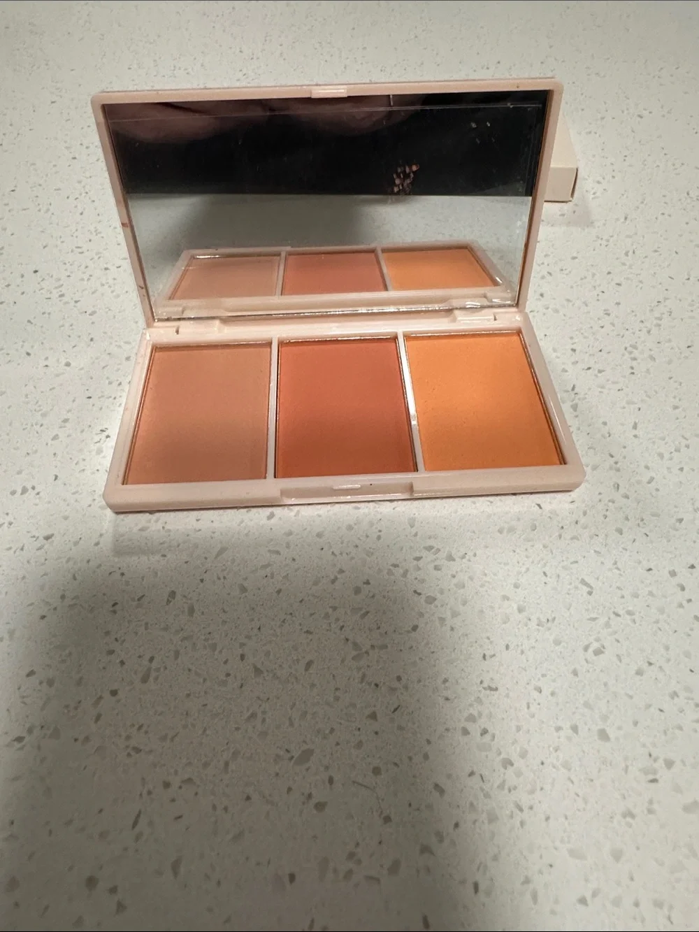 Basie Beauty Soft Pink Eyeshadow Palette - Neutral & Rose Tones